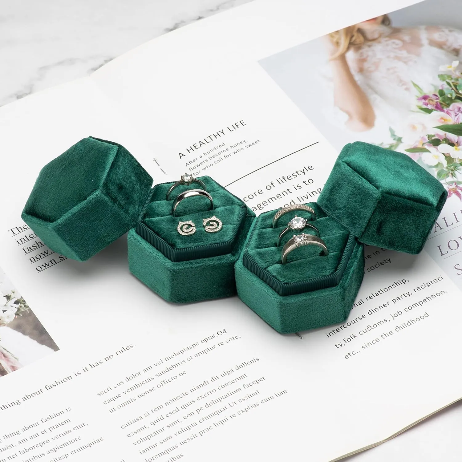 Equal Hexagon Velvet Ring Box Storage 3 Slots for Wedding Ceremony Proposal Engagement Birthday (Green)