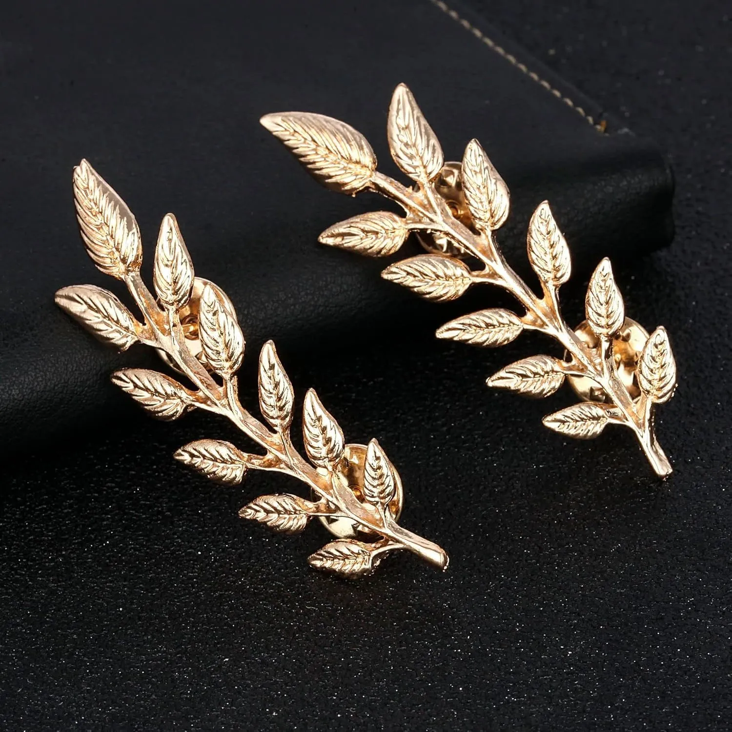 MetmejiaoRetro Gold tree Leaf Shirt Suit Collar Pin Collar Button Collar Clip Gentlemen Suit Brooches Simple Elegant Leaves Sweater Men Brooch